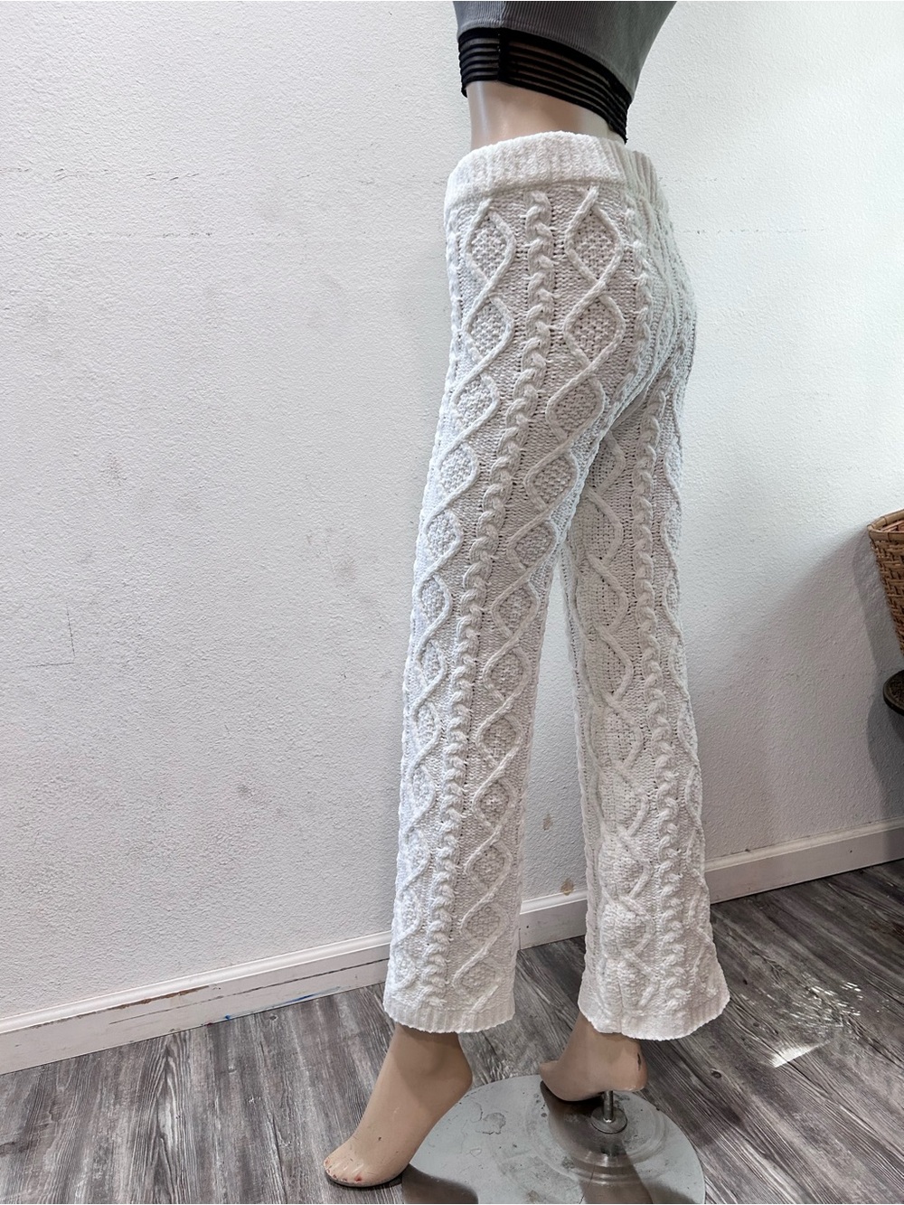 POL thick cable knight white pants - Picture 13 of 16